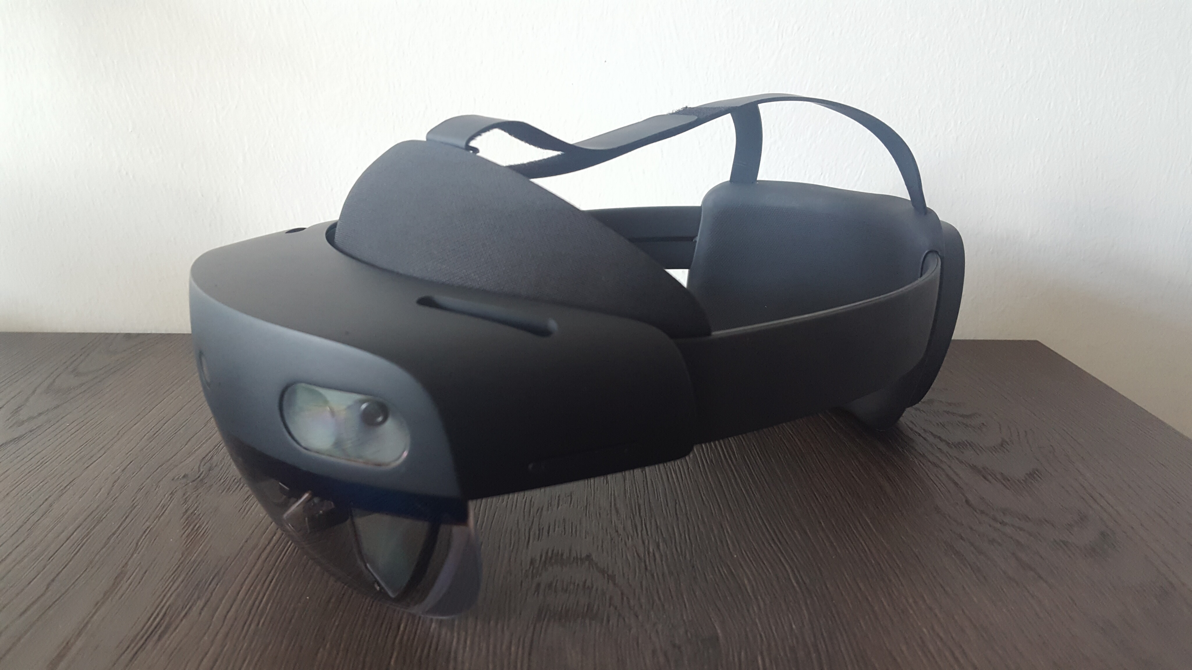 Picture of the Microsoft HoloLens 2